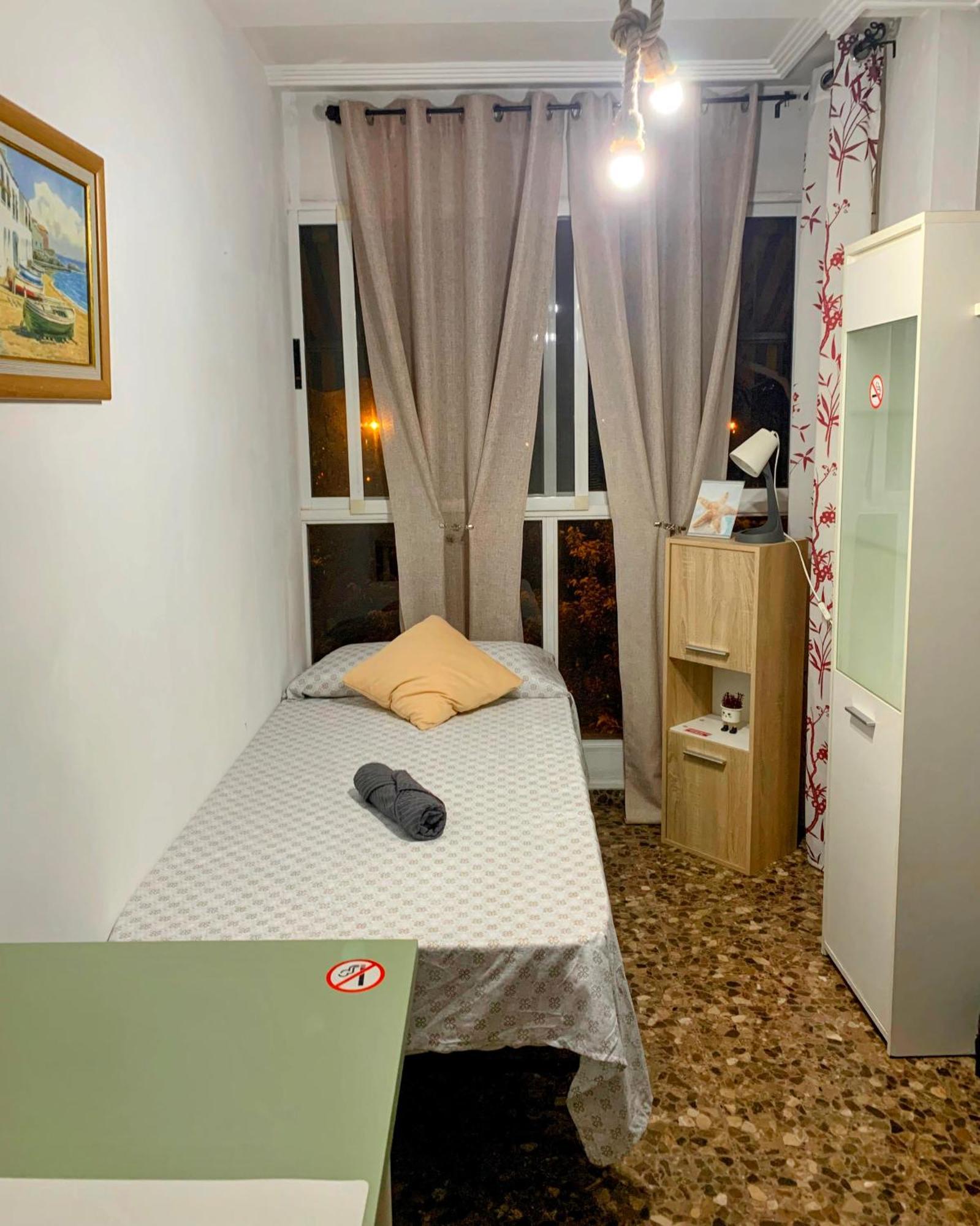 Apartamento Compartido Con Vista Al Puerto Valencia Apartman Kültér fotó